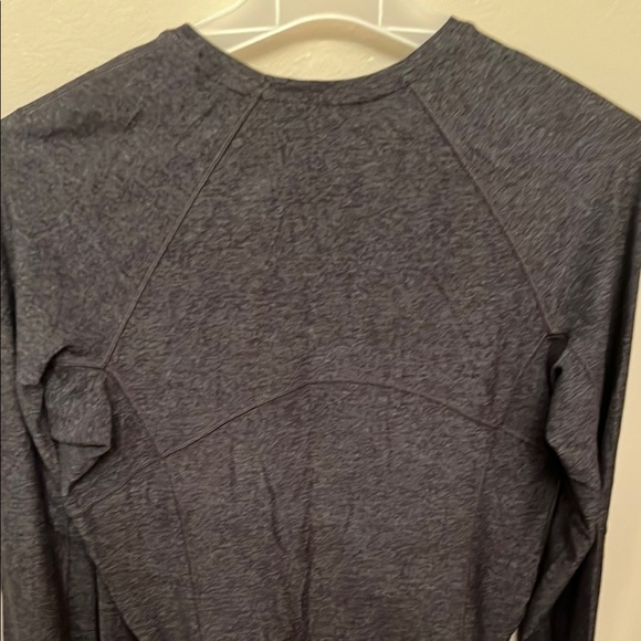Lululemon Dark Gray Long Sleeve Top - Picture 5 of 5